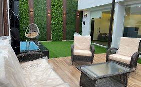 Luxury Ovo Roof Villa